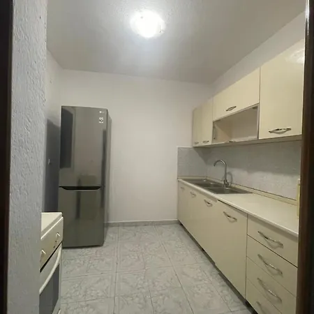 Tare's House *